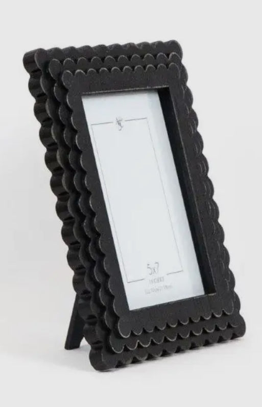 BLACK 9"x11" WOOD PHOTO FRAME