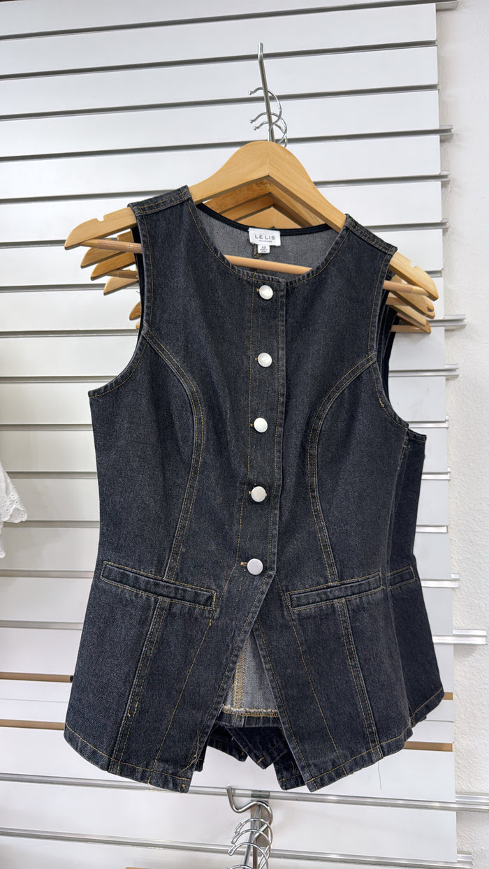 BLACK FRONT DENIM BUTTON TOP
