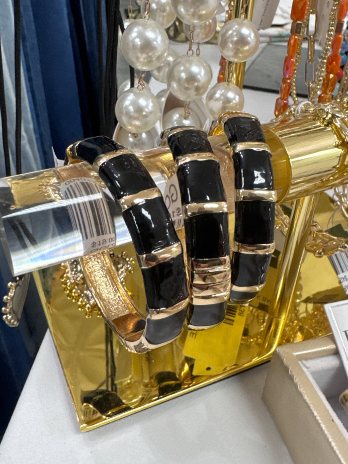BLACK & GOLD BANGLE