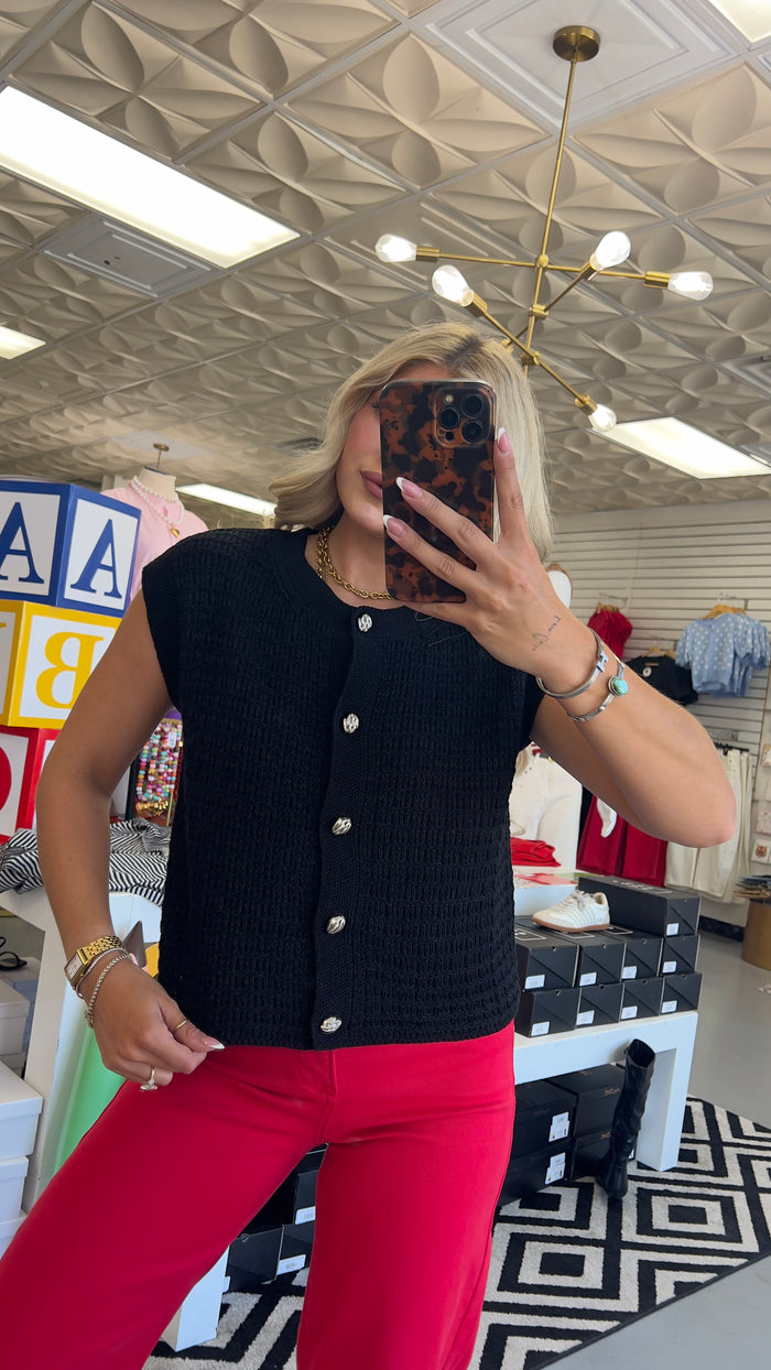 BLACK GOLD BUTTON KNIT VEST