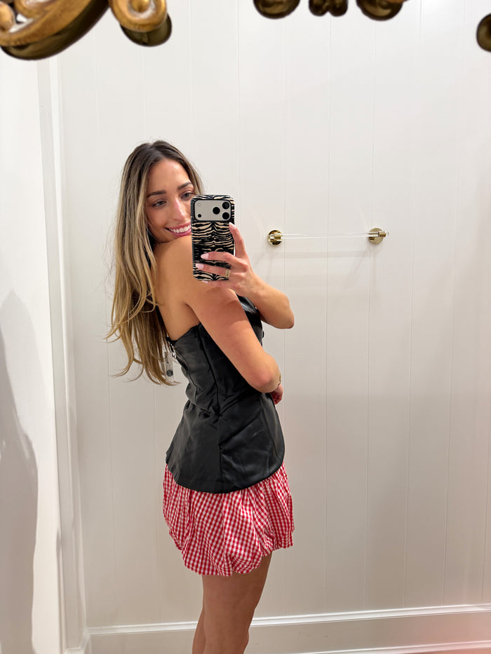 BLACK PLEATHER STRAPLESS TOP