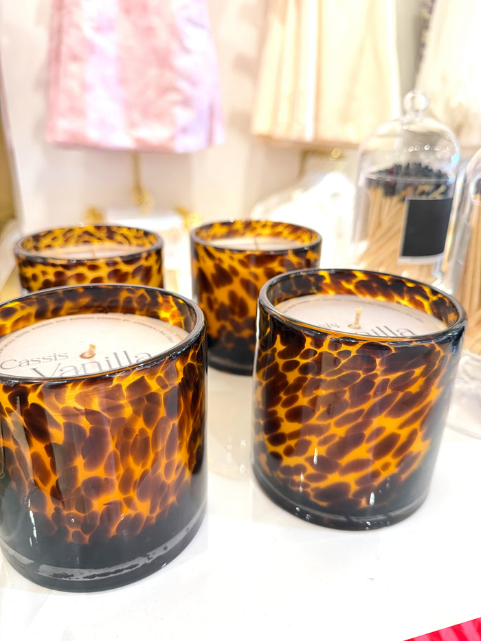 CASSIS VANILLA AMBER TORTOISE SOY BLEND CANDLE