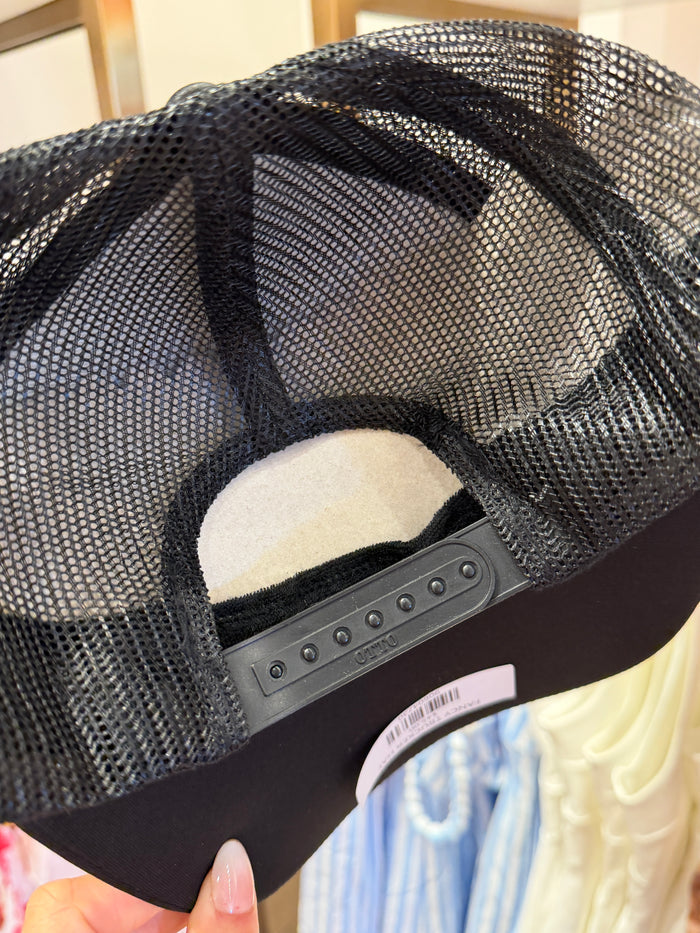 FANCY TRUCKER HAT