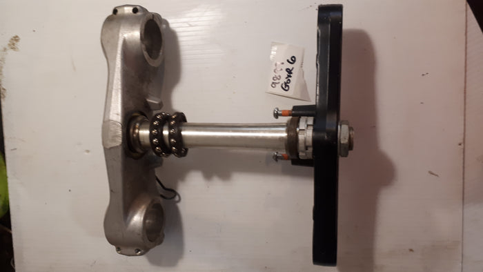 GSX-R 600 Steering Stem
