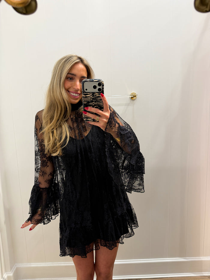 LBK BLACK LACE CHIFFON LONGSLEEVE DRESS