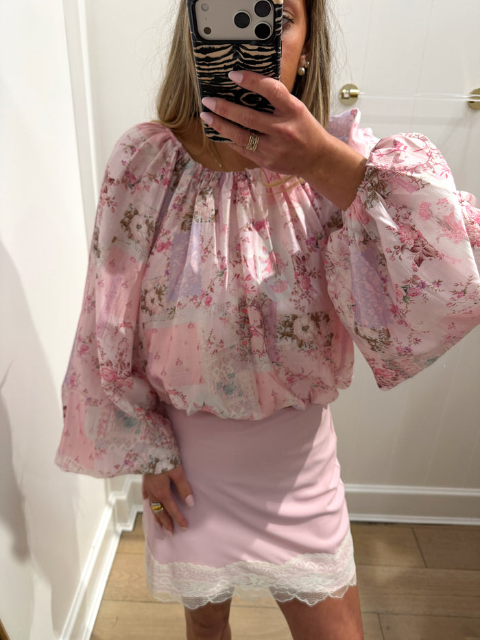 PINK BECCA LACE CHIFFON MINI SKIRT