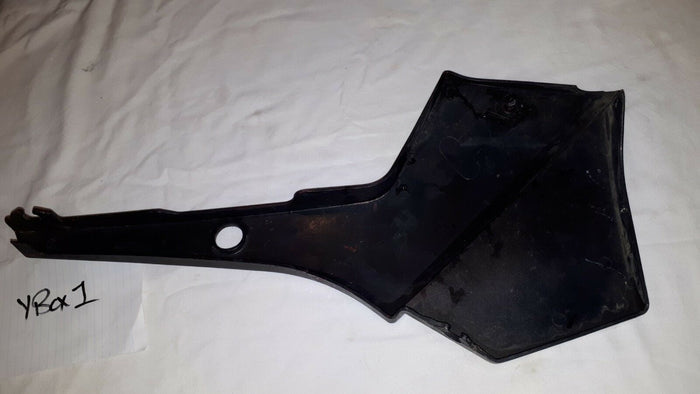 XS400 SECA LEFT SIDE COVER, BLACK, CRACK AT BOTTOM