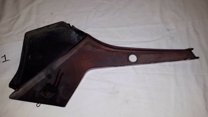 YAMAHA SECA 400 LEFT SIDE COVER, ALL RED